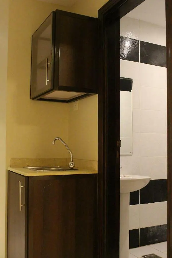 مكة Kunuz Aloumr Hotel