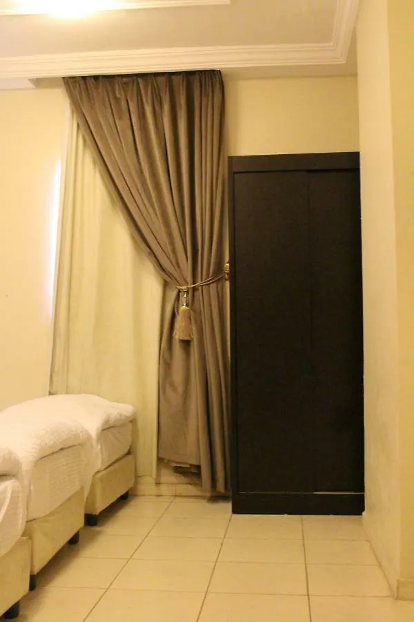 مكة Kunuz Aloumr Hotel 0*,